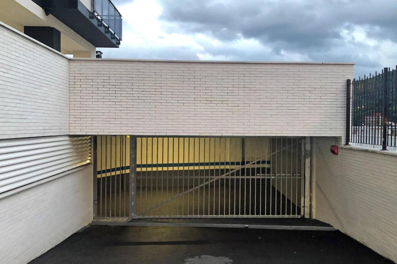 Piso Reformado A 2 Min Del Casco Viejo Con Garaje Gratis Lejlighed Bilbao Eksteriør billede
